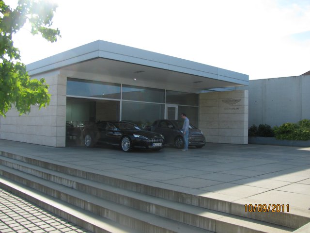 Aston_Martin_Duesseldorf_03